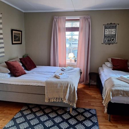 Privat Leilighet Pa Gard Med Badstue Og Nordlys Narvik Exteriér fotografie