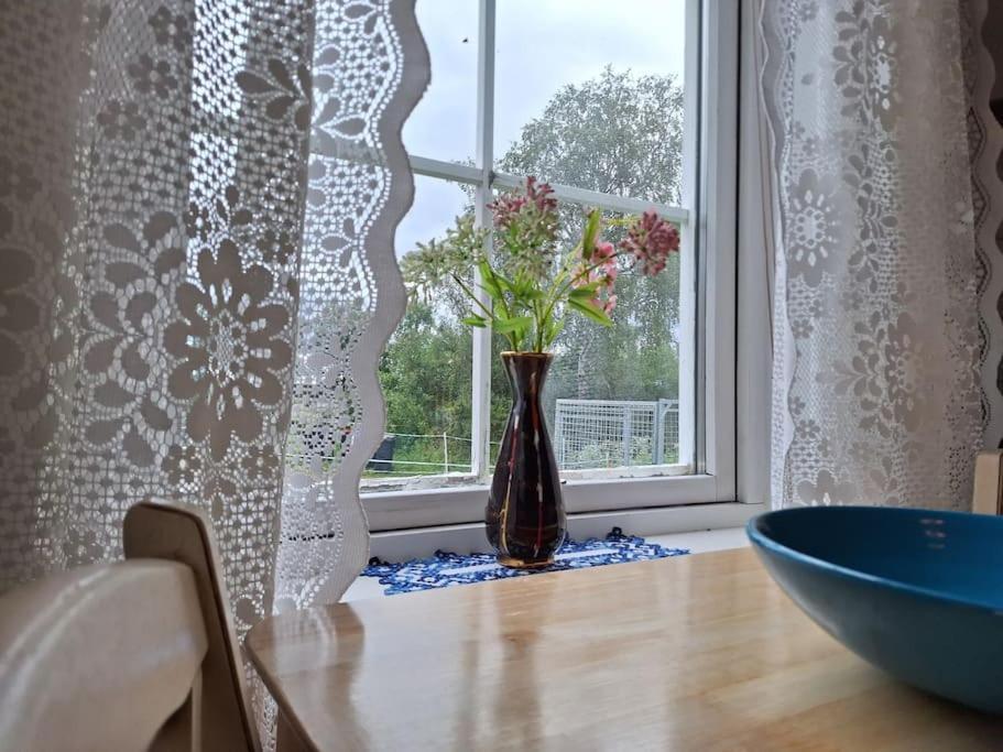 Privat Leilighet Pa Gard Med Badstue Og Nordlys Narvik Exteriér fotografie